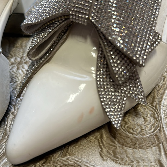 Jeffery Campbell Valenti White Silver Patent Bow Metallic Heel Loafer - Picture 9 of 11